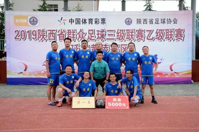 万梓良健康堪忧，继续拼搏养家，儿子似年轻时的他